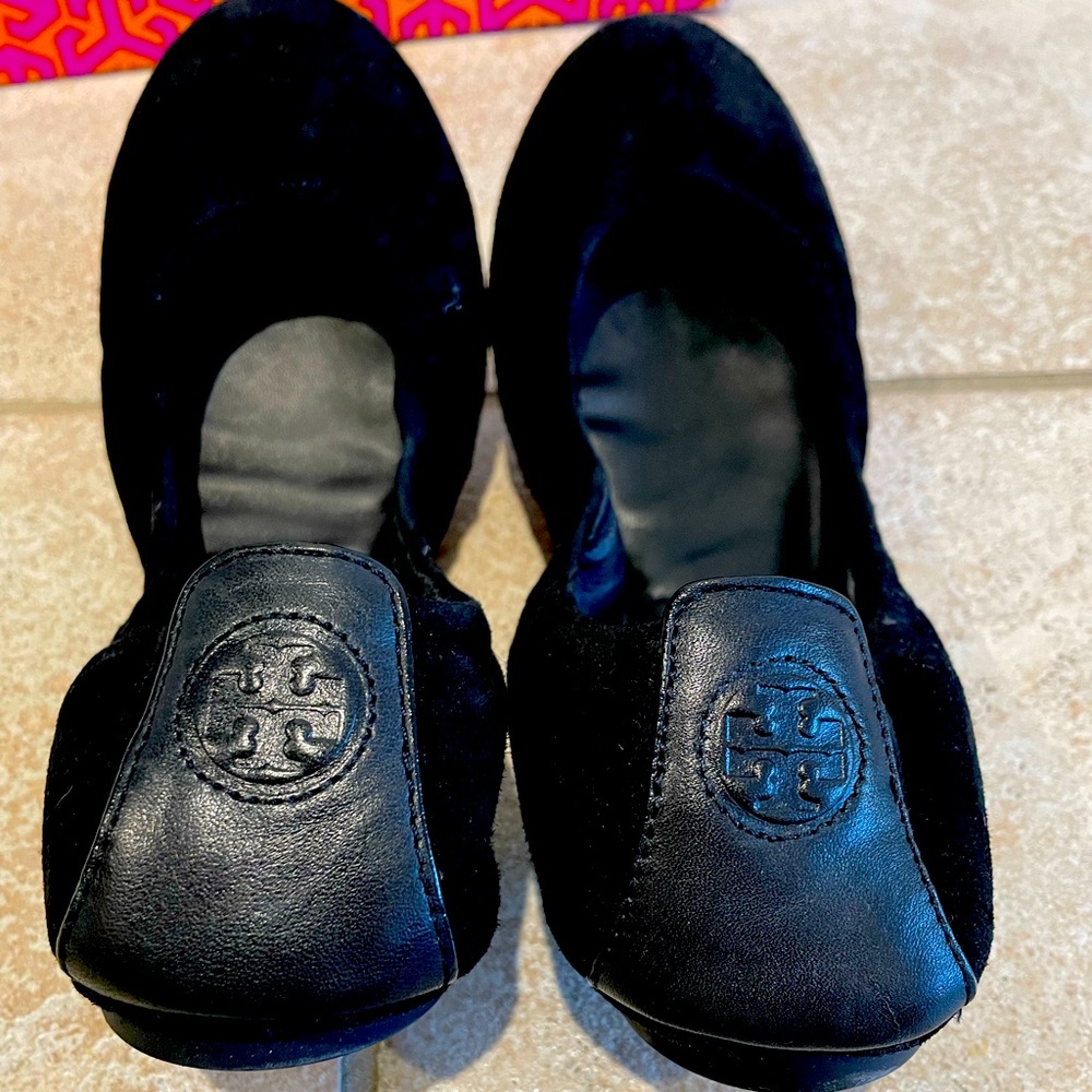 Tory Burch - Black Suede Ballet Flat. Size 7.5